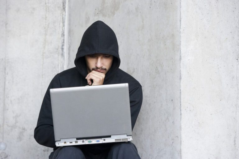 Fraudes nas Campanhas de Display no Google Ads: Como Resolver? Fraudes nas Campanhas de Display no Google Ads: Como Resolver?